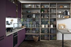 arredo-cucina-piccola-quadrata-colori
